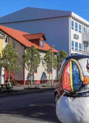 Отель Lava Guesthouse  Вестманнаэйяр